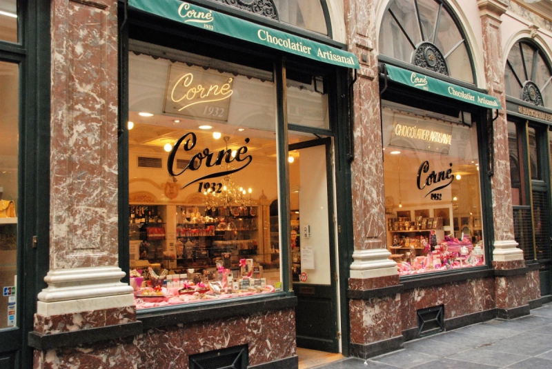 vente-BIOT-min_chocolate_chocolaterie_shop_luxury_chic_gallery_brussels_belgium-558146